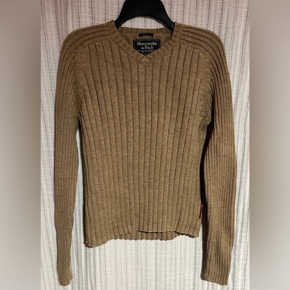 Abercrombie & Fitch Other - Abercrombie & Fitch Men's Tan V-Neck Sweater